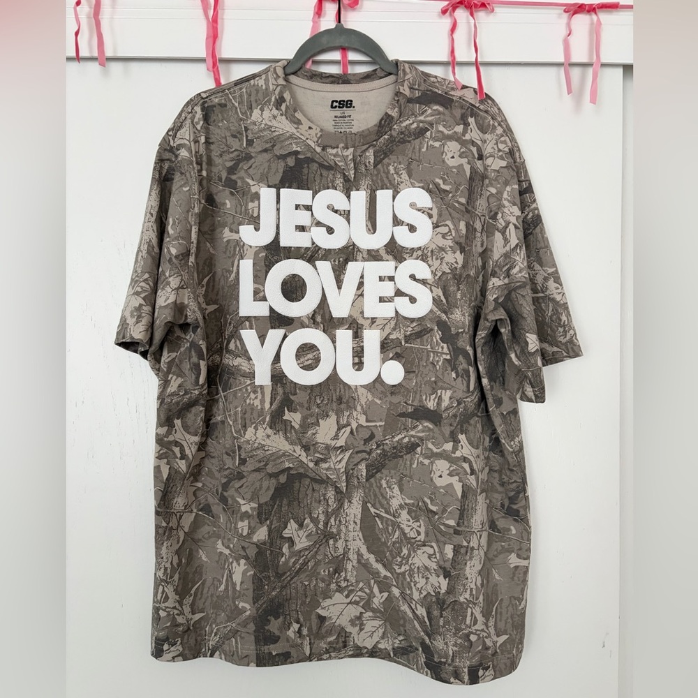 'Jesus Loves You.' Short Sleeve Tee in Brown Camo